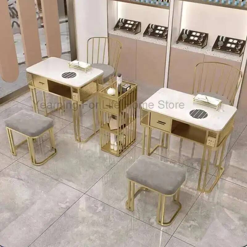 الملحقات الأوروبية تصميم مكتب  - مراجعة Tech Accessories Designer وسعره