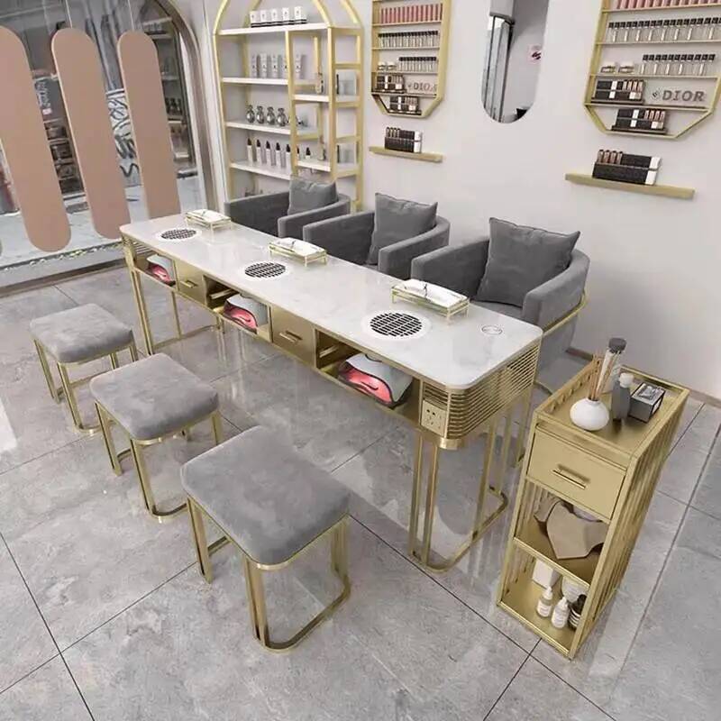 طاولة مانيكير أوروبية بتصميم أ - مراجعة Tech Accessories Designer وسعره